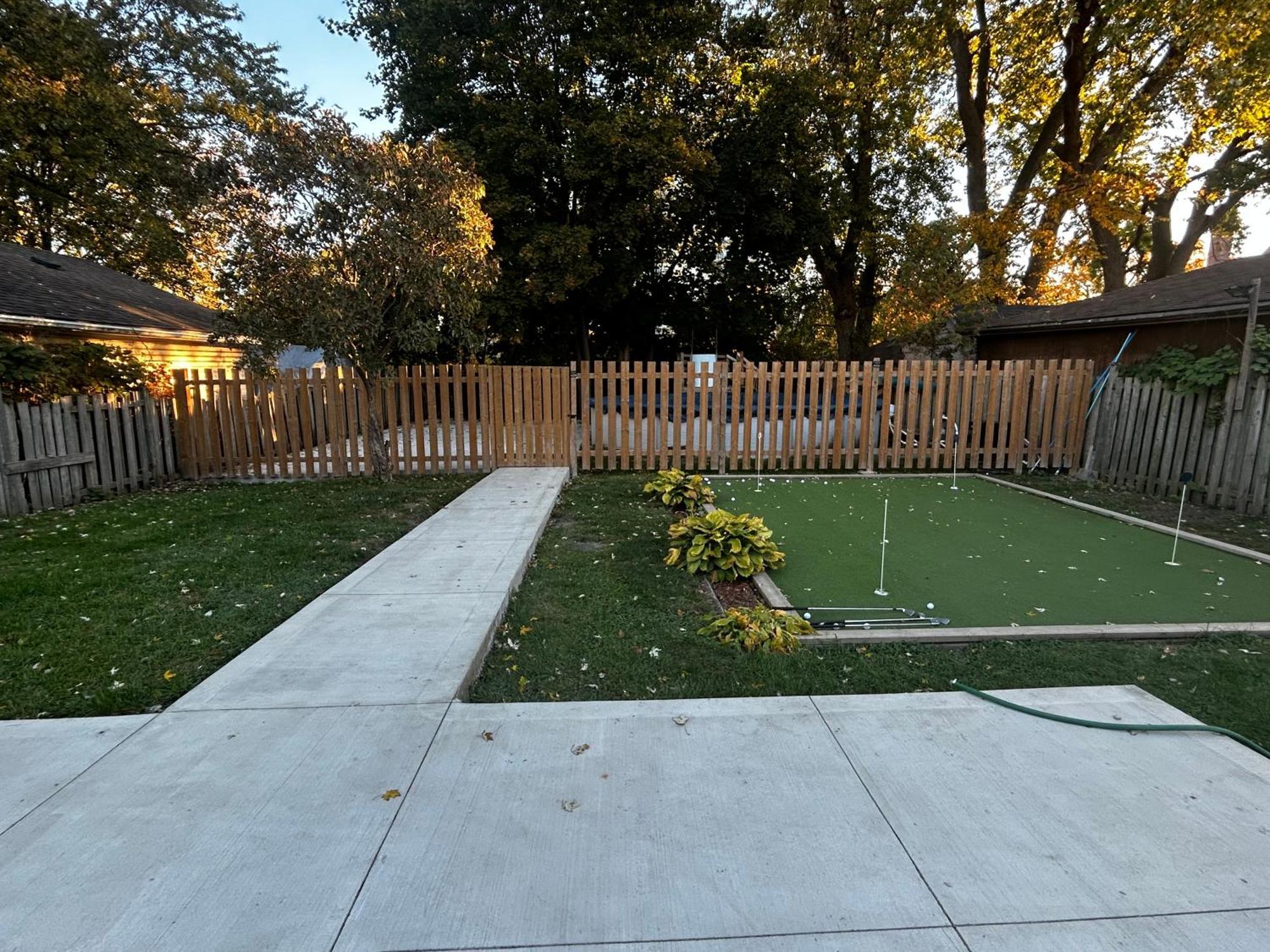 Tranquil Oasis In Lakeview Mississauga